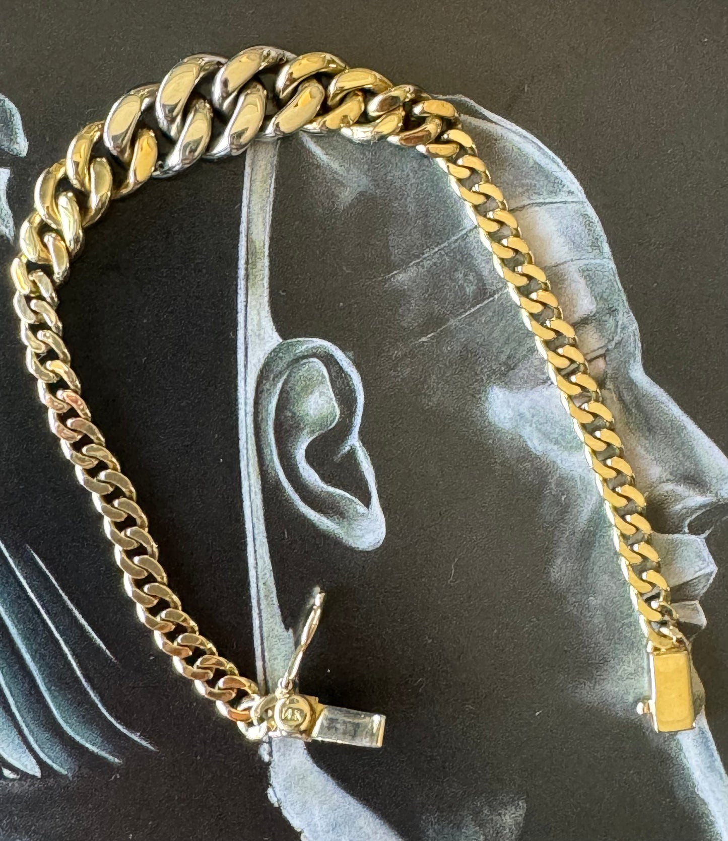 Graduated Cuban Link Bracelet