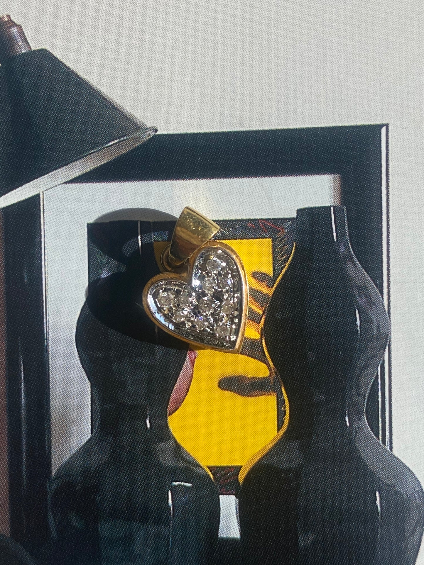 18k Diamond Heart Pendant