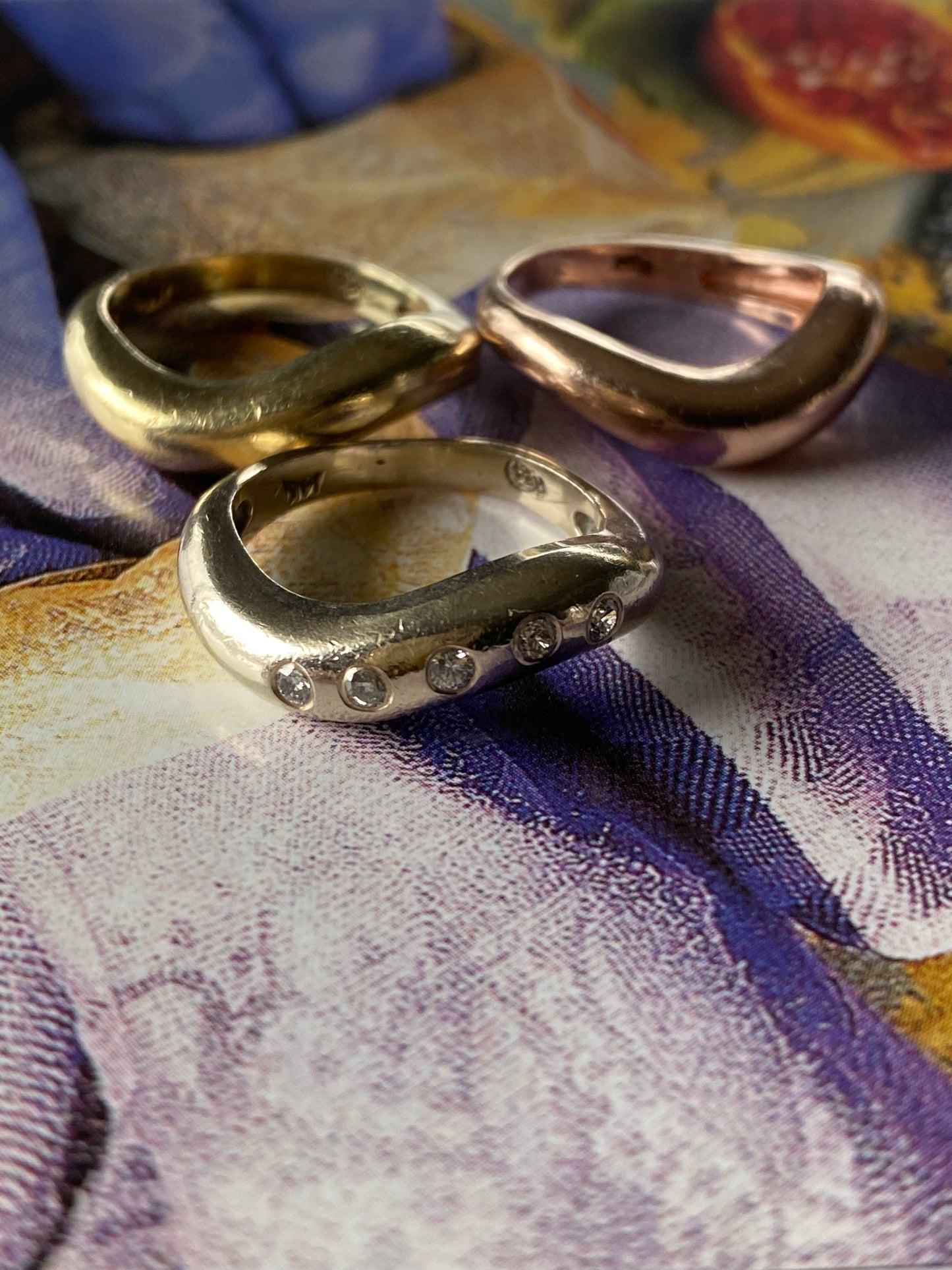 Tricolor Wavy Stacking Bands