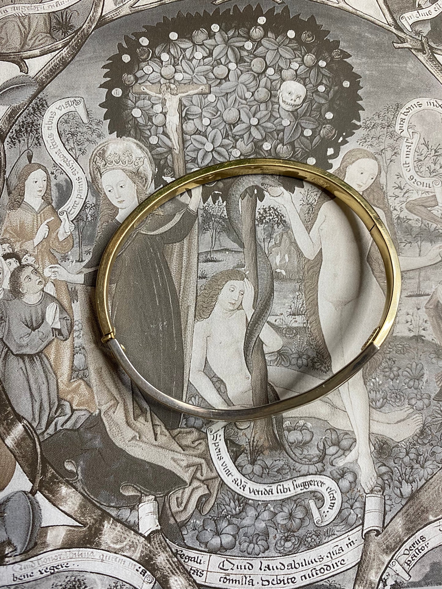 14k Two-tone Hinged Bangle