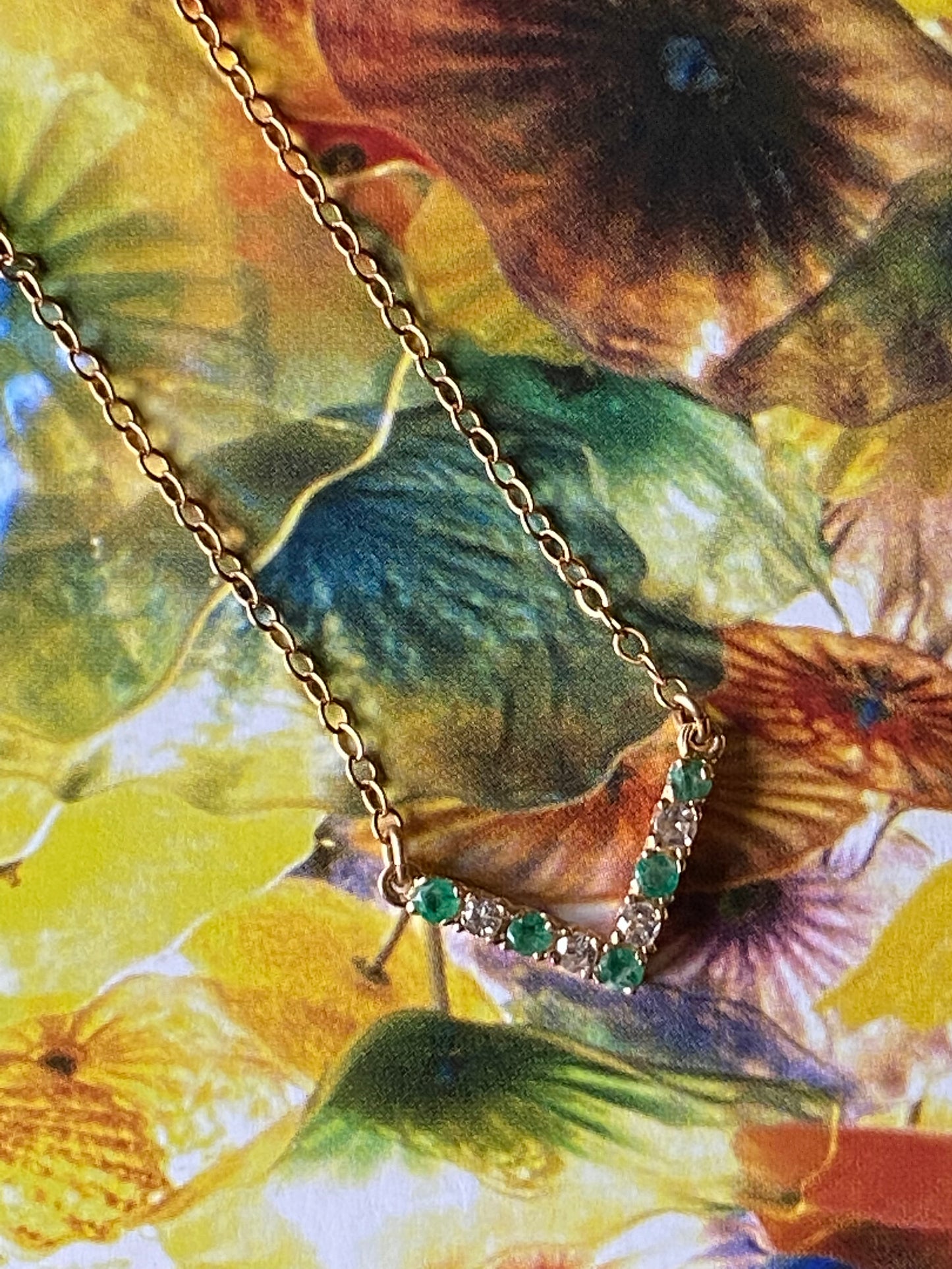 14k Emerald & Diamond V-pendant Necklace