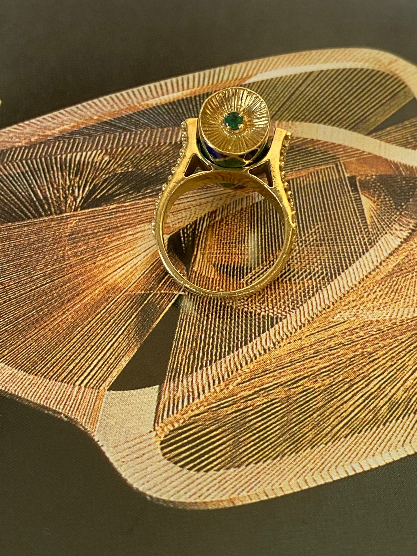 18k Enamel and Emerald Ring