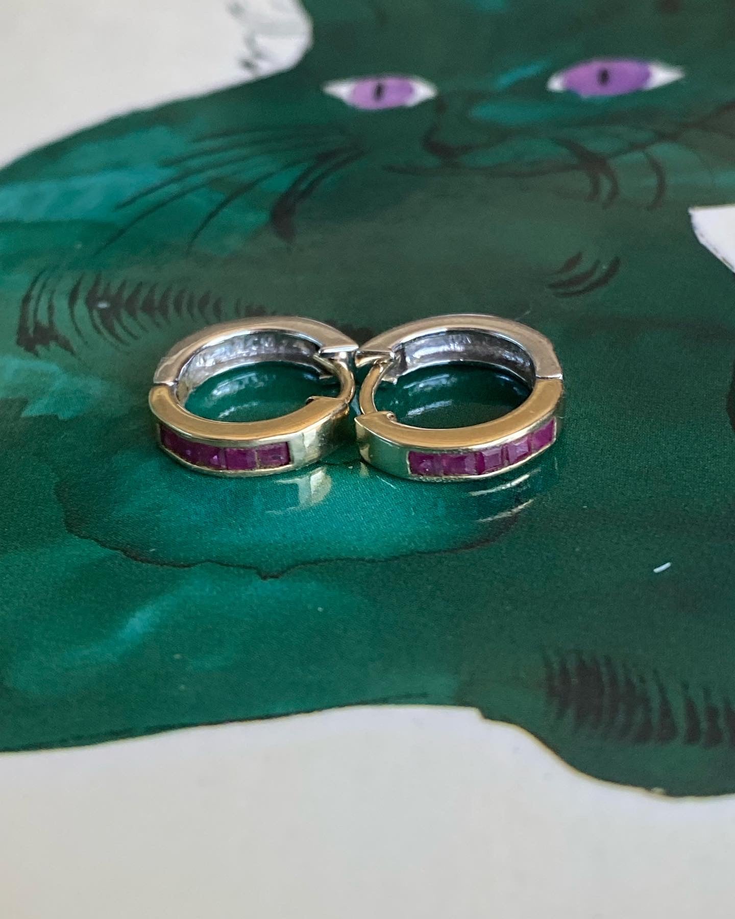 10k Reversible Ruby Huggies