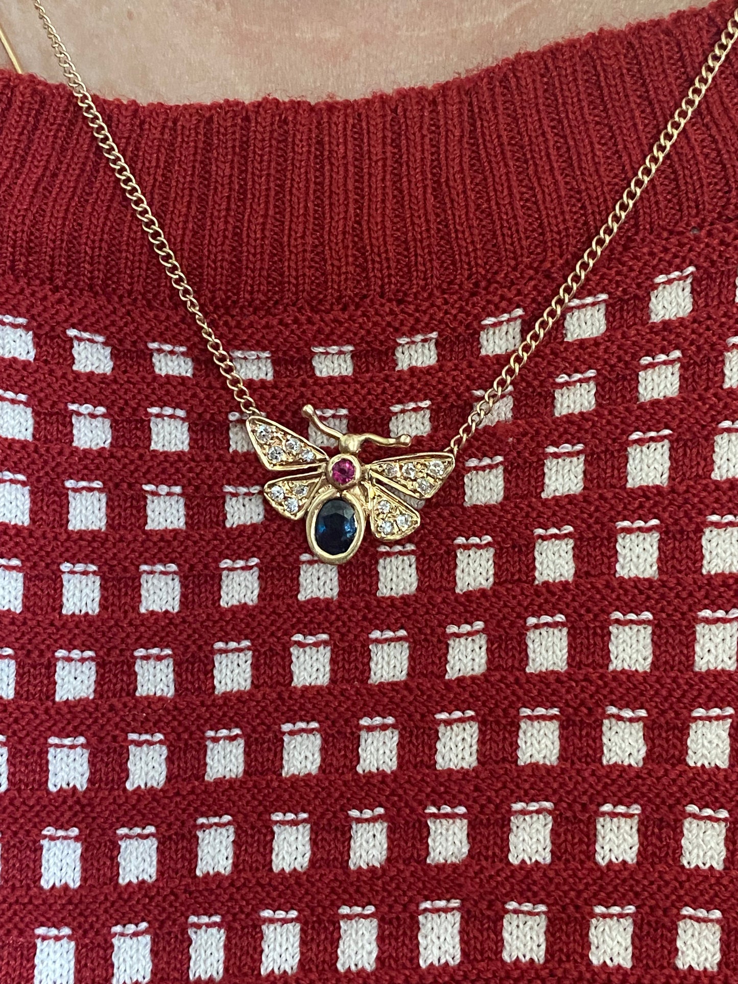 14k Butterfly on a Chain