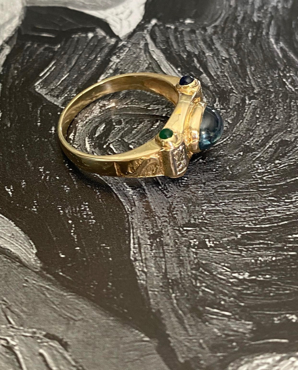 14k Sapphire Cabochon Ring