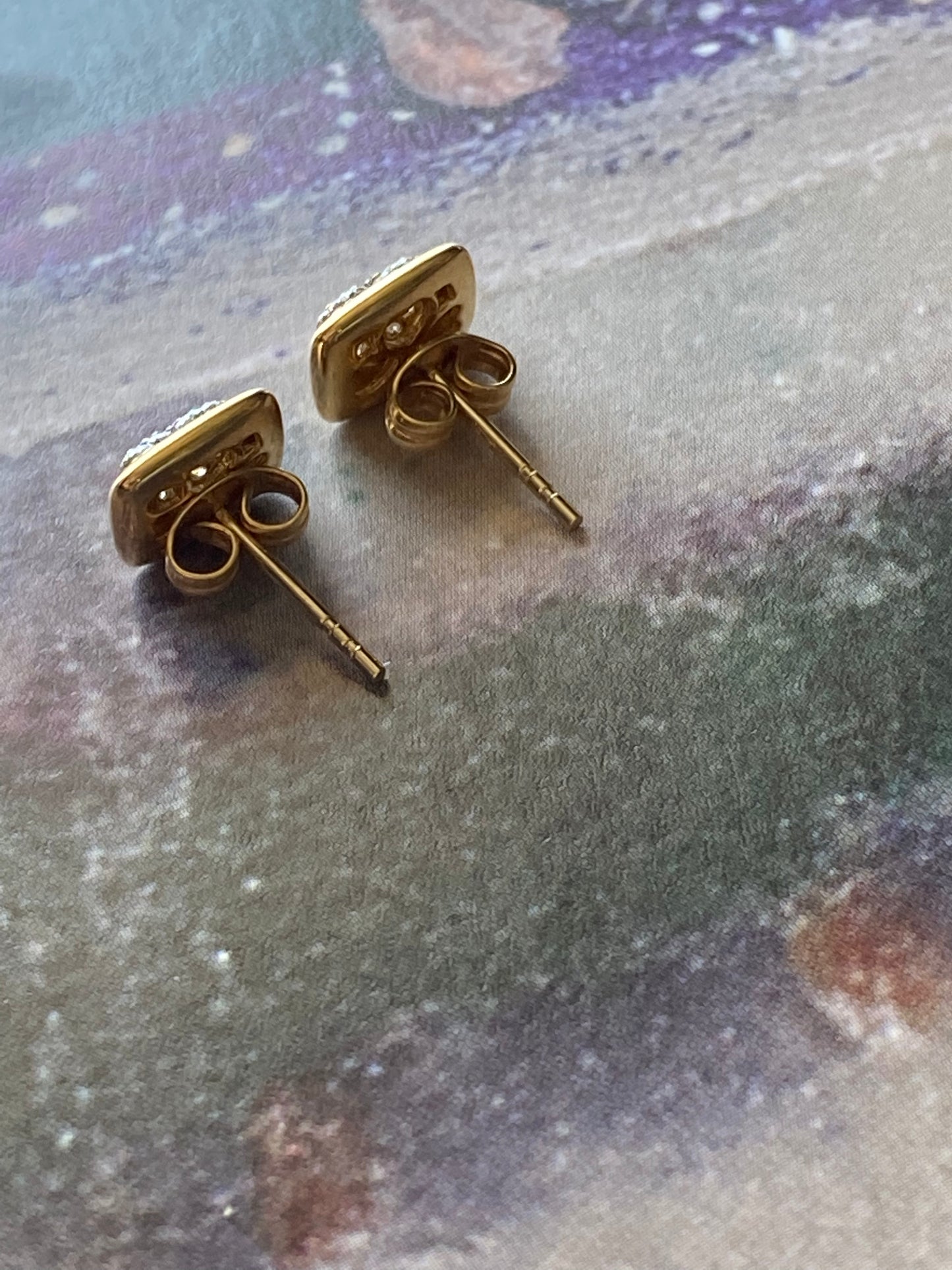 18k Heart Pave Diamonds Square Studs