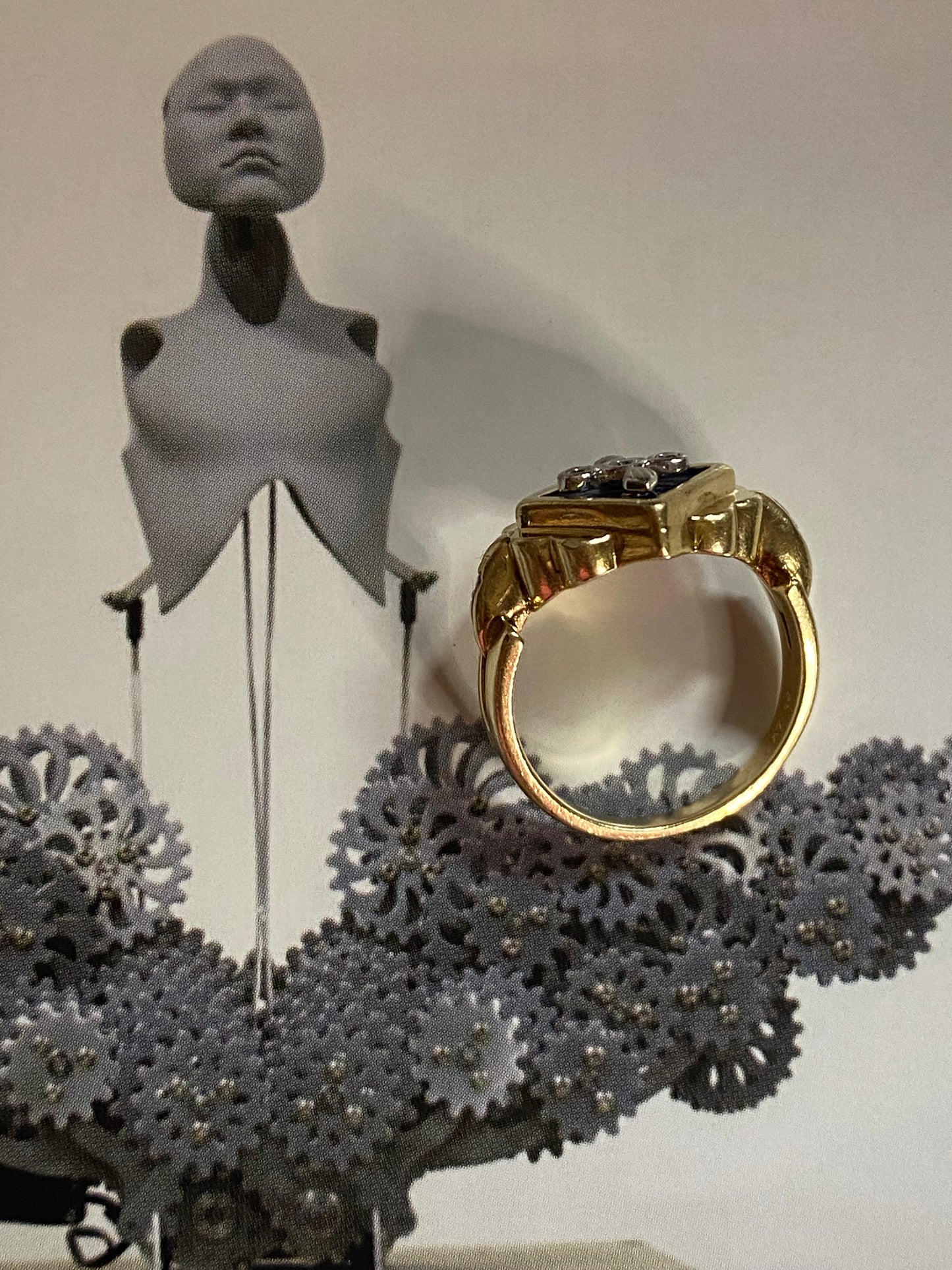 Diamond & Enamel Split Shank Ring