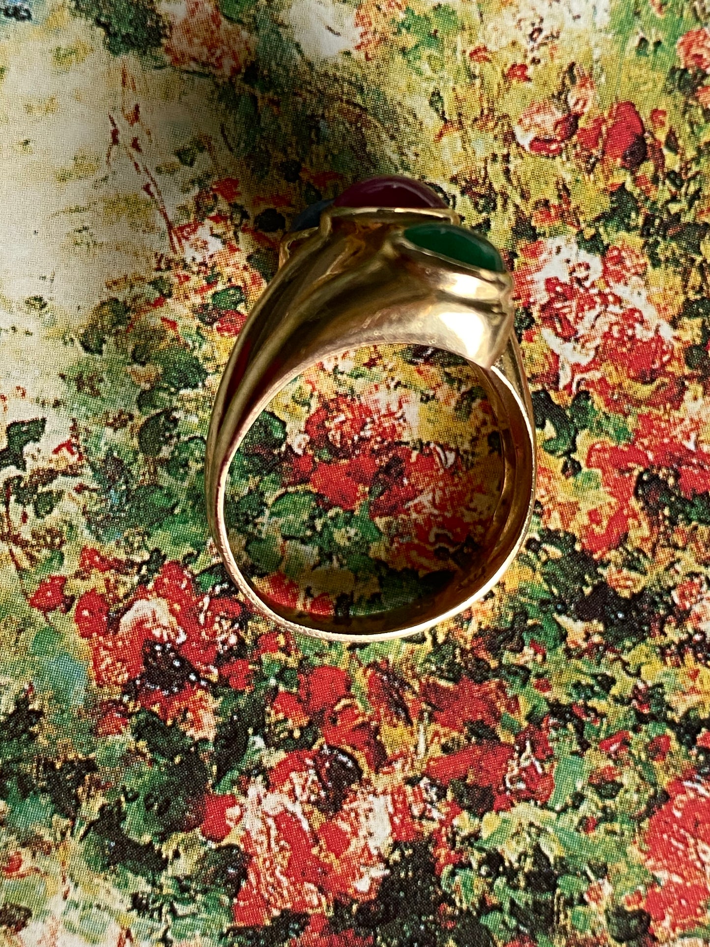 3-Stone Cabochon Ring