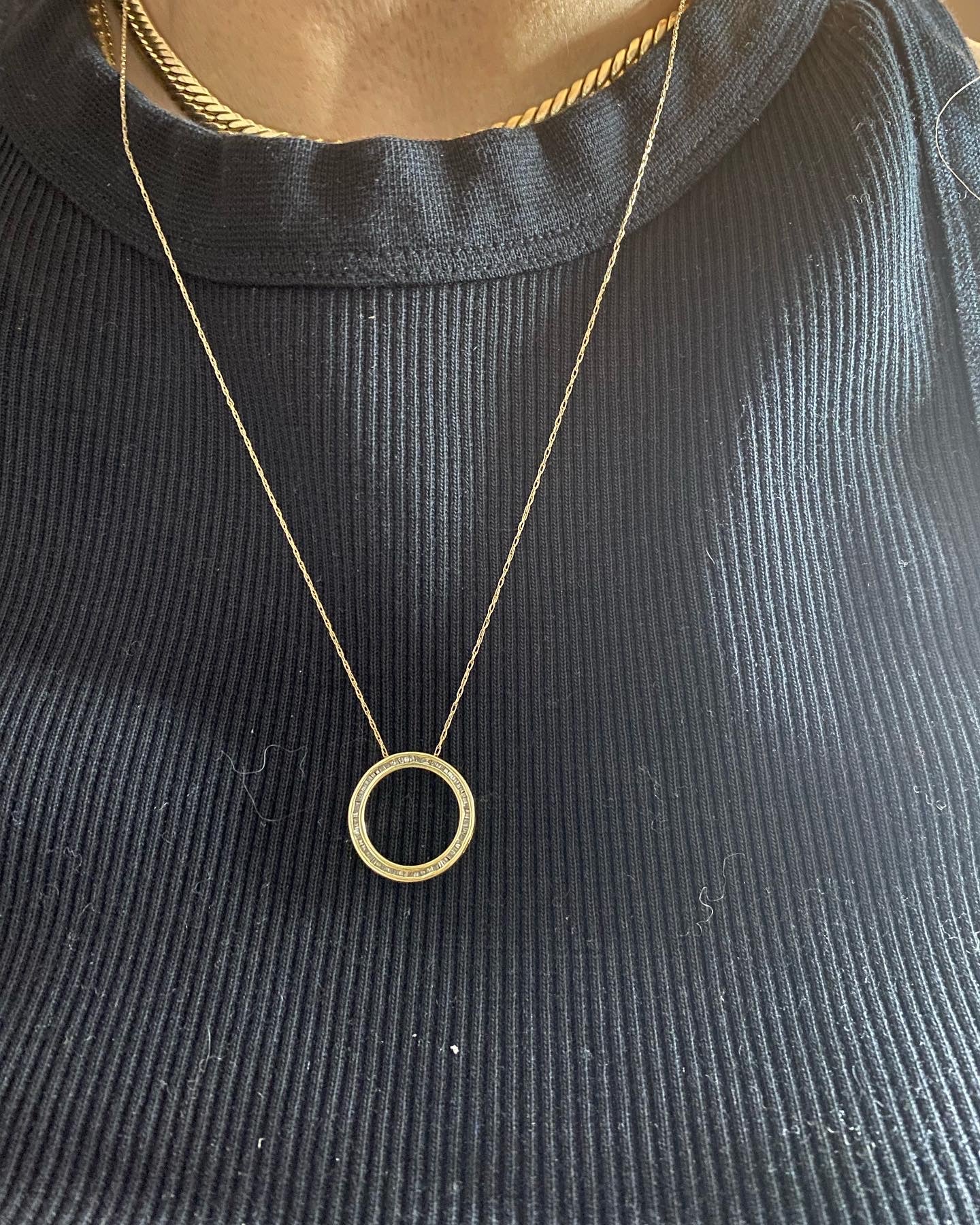 10k Circular Diamond Pendant and Chain