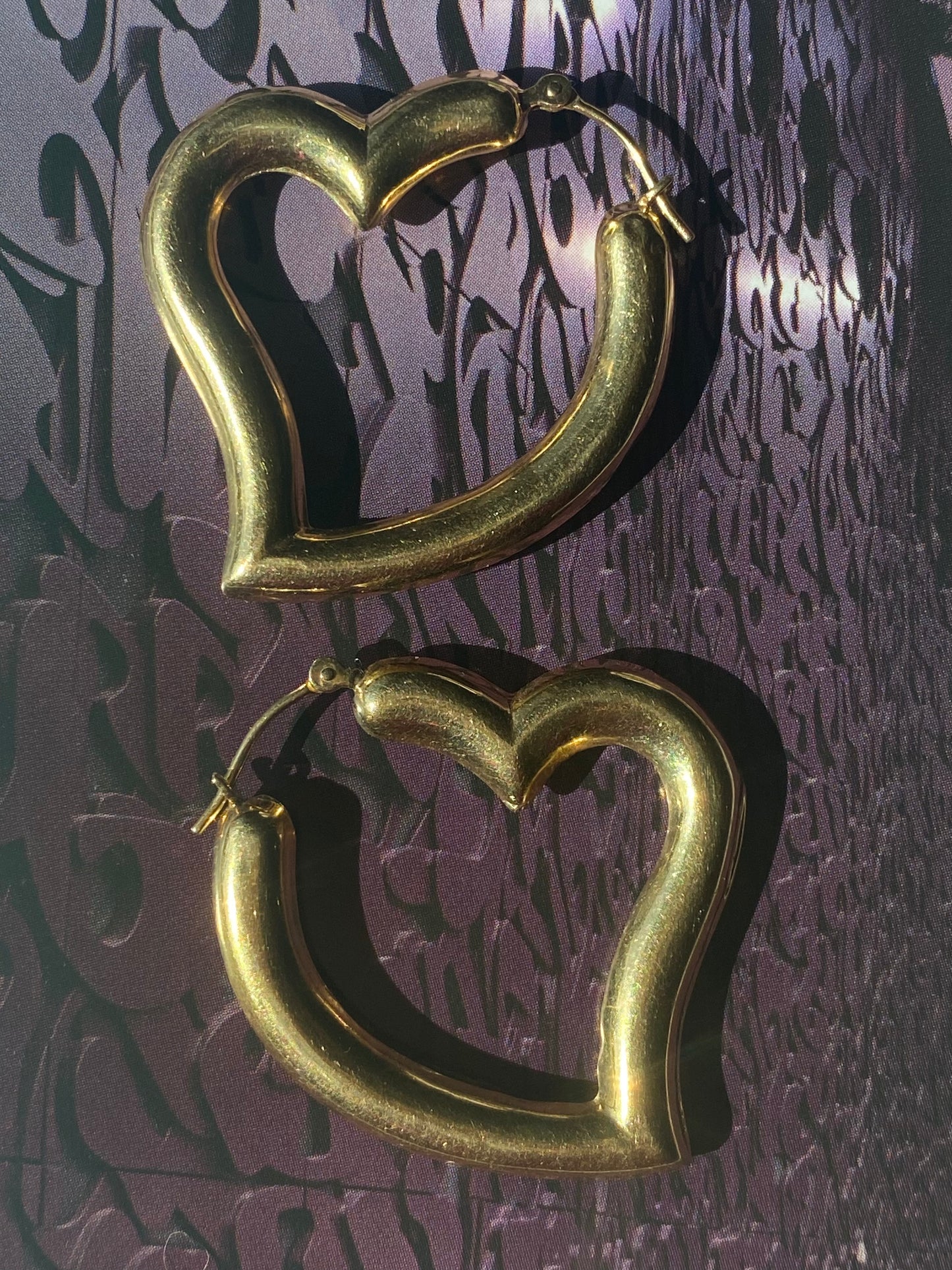 14k Heart Hoops