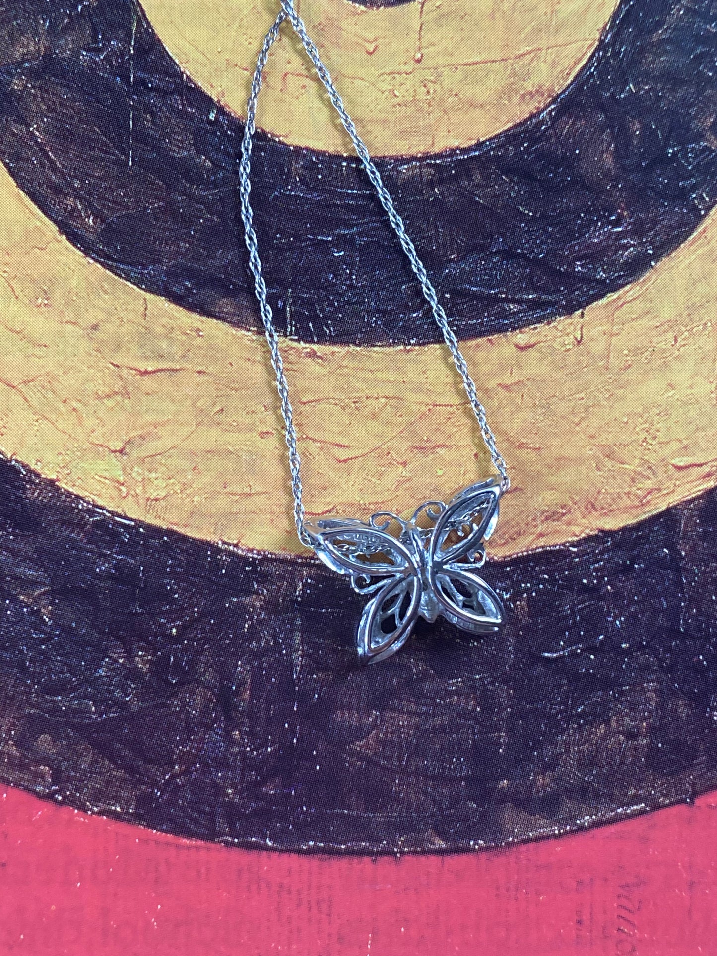 14k Butterfly on a Chain