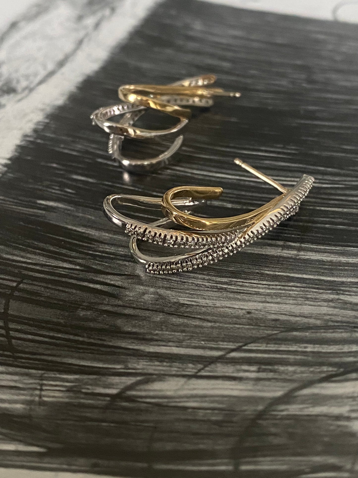 14k Diamond Criss Cross Earrings