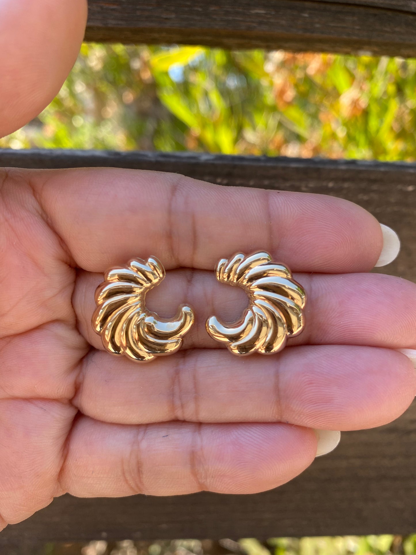 14k Croissant Earrings