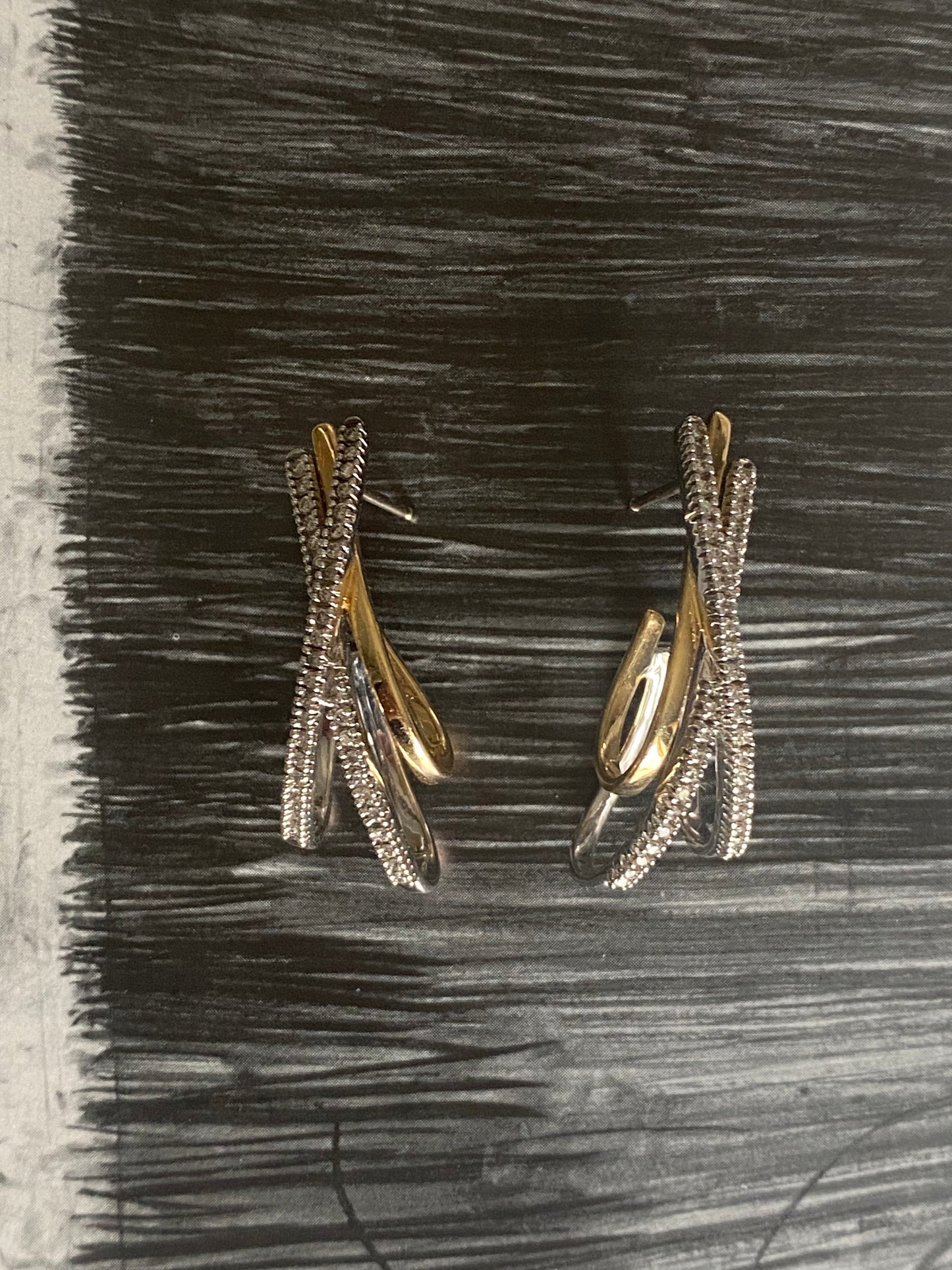 14k Diamond Criss Cross Earrings