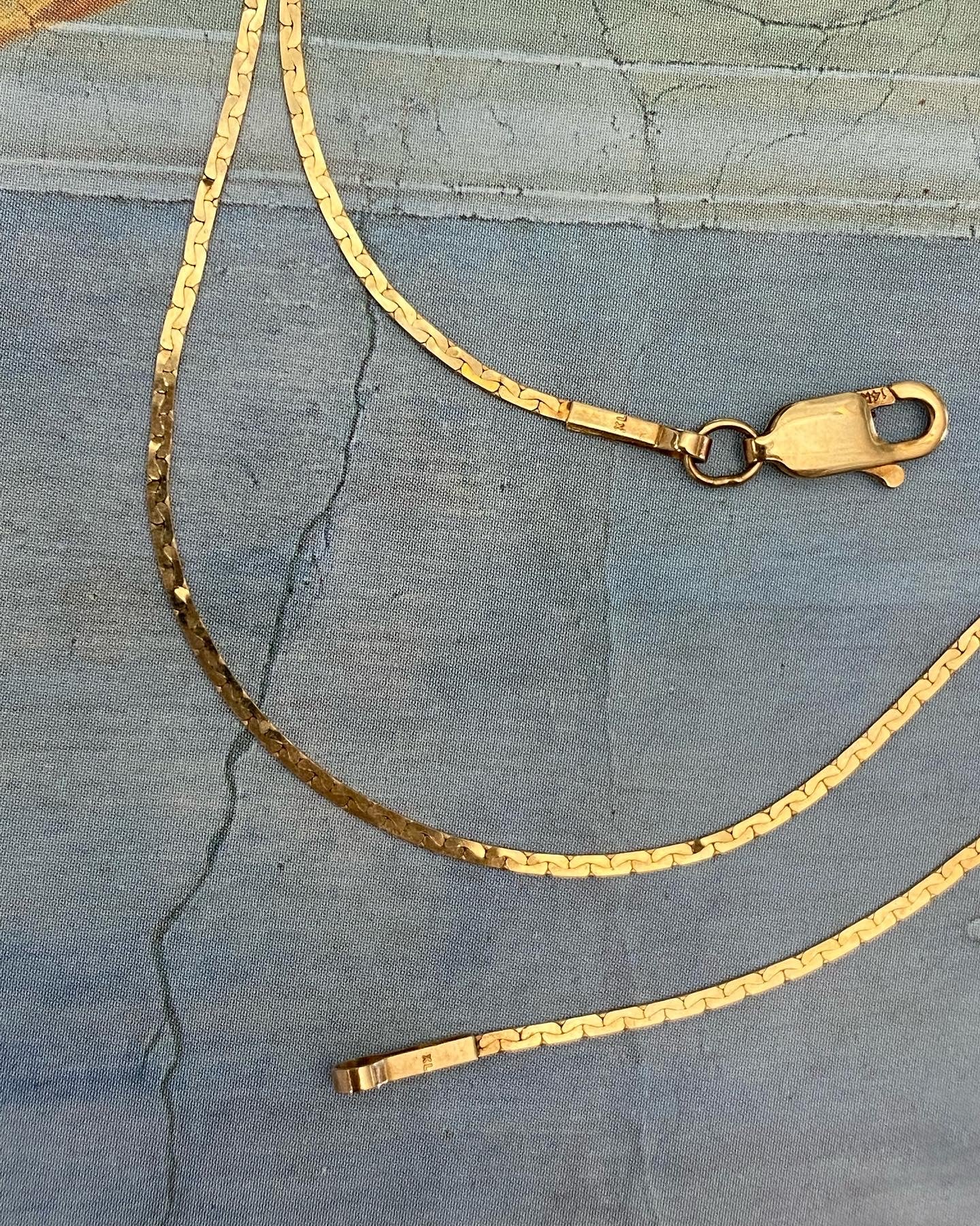 14k Dainty Cobra Link