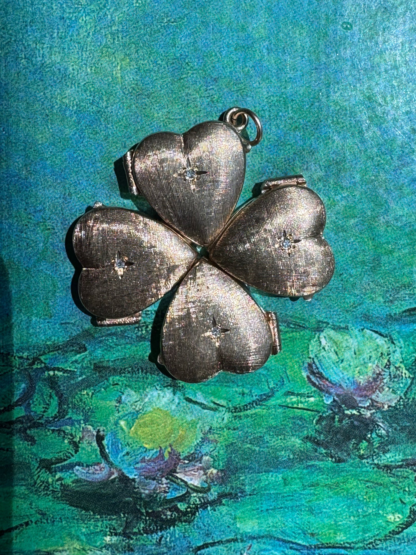 Clover Locket