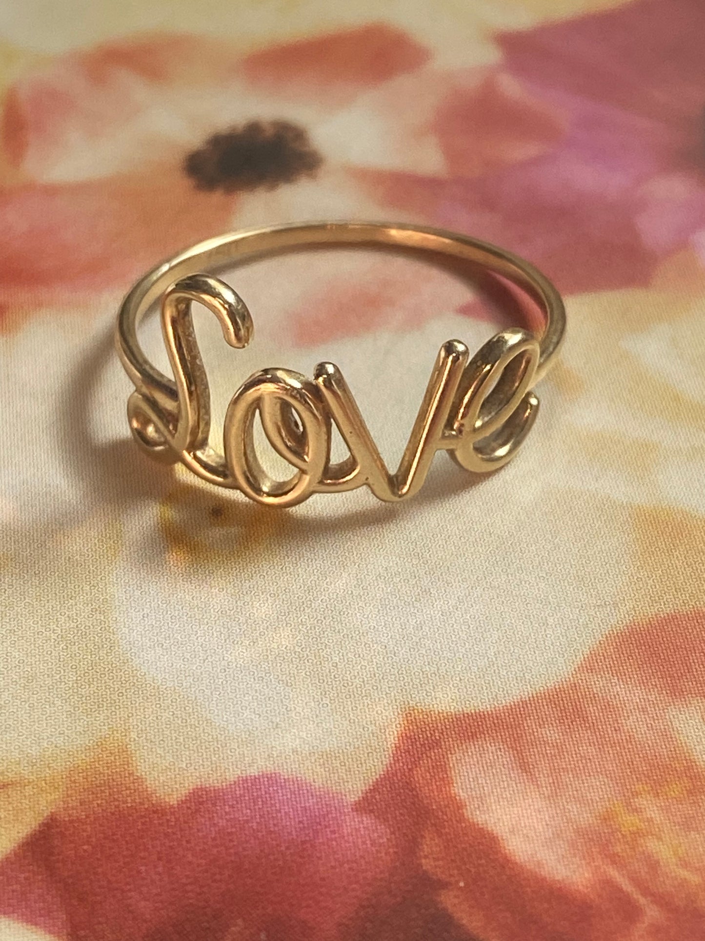 18k Love Ring