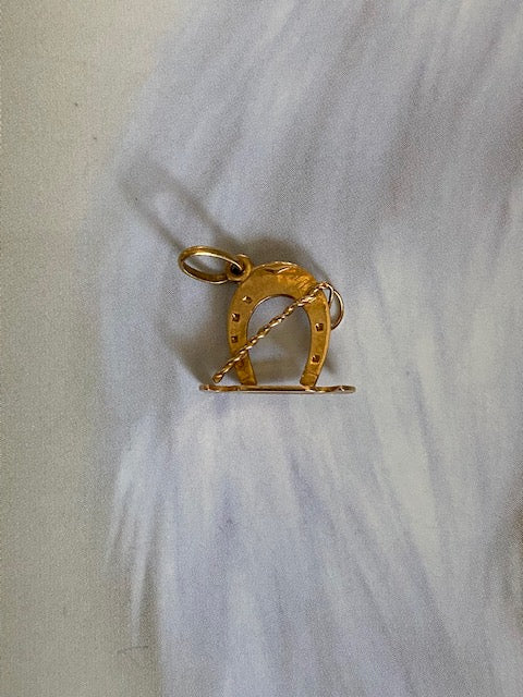 18k UnoAErre Horseshoe Charm