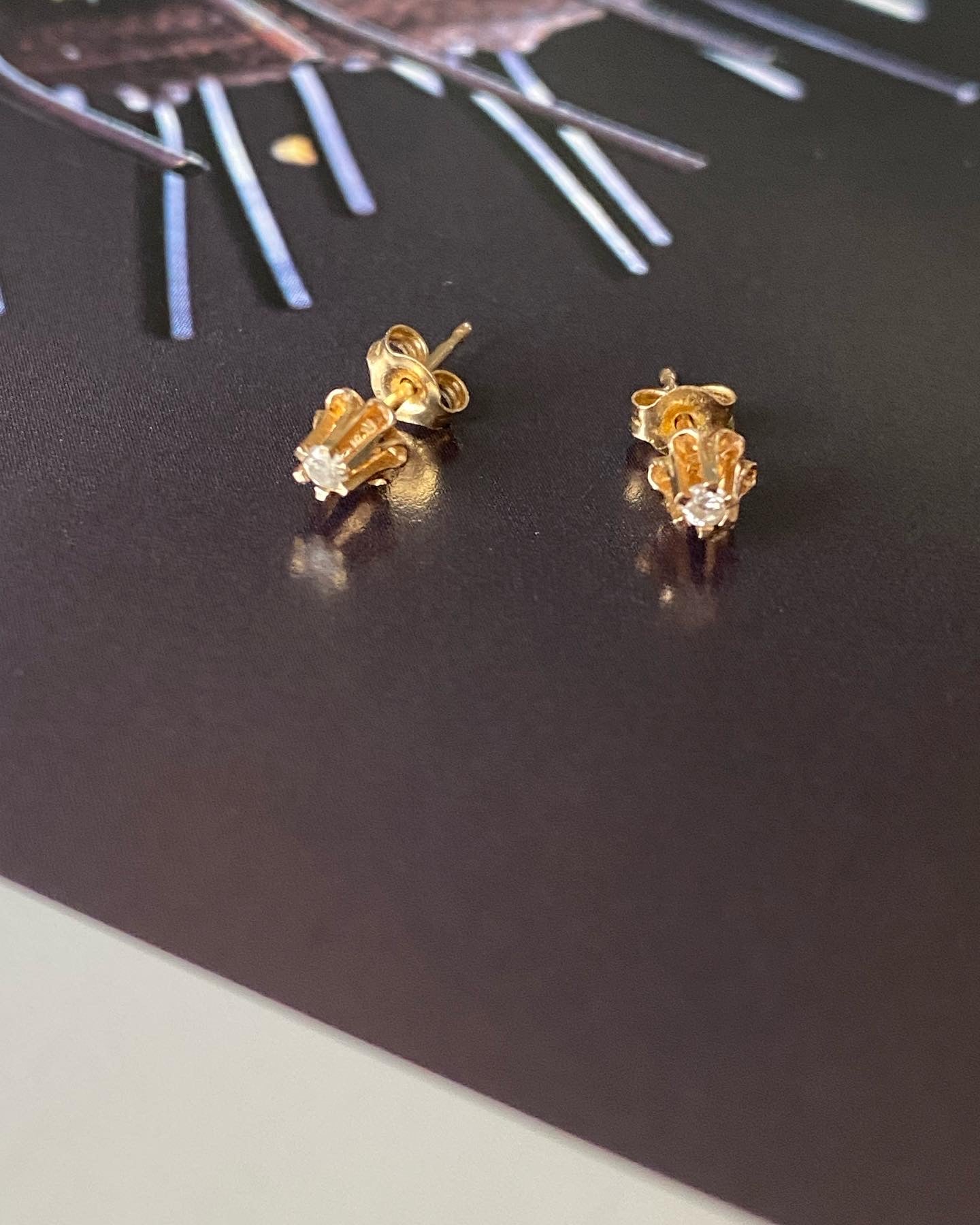 14k Diamond Buttercup Studs