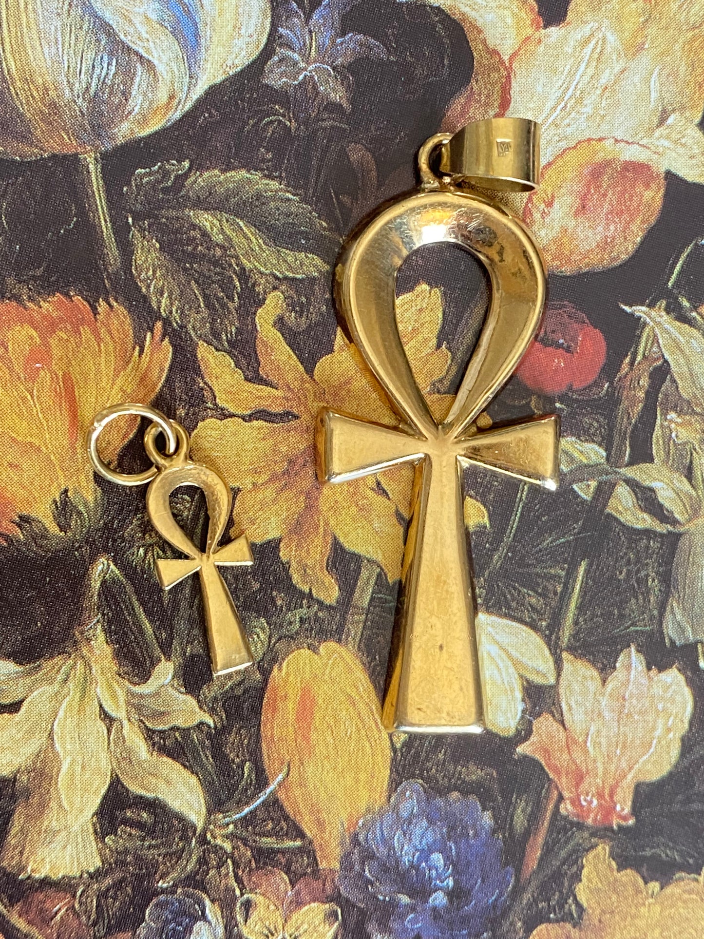 18k Ankh Pendants