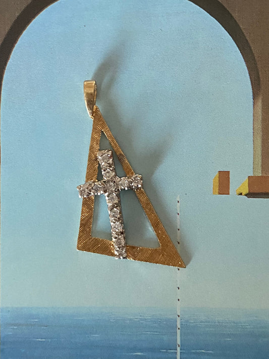 14k Diamond Cross in Obtuse Triangle