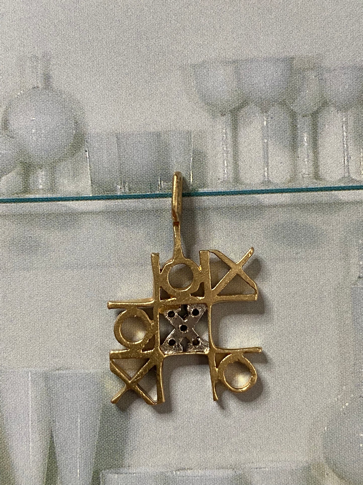 10k Tic Tac Toe Pendant