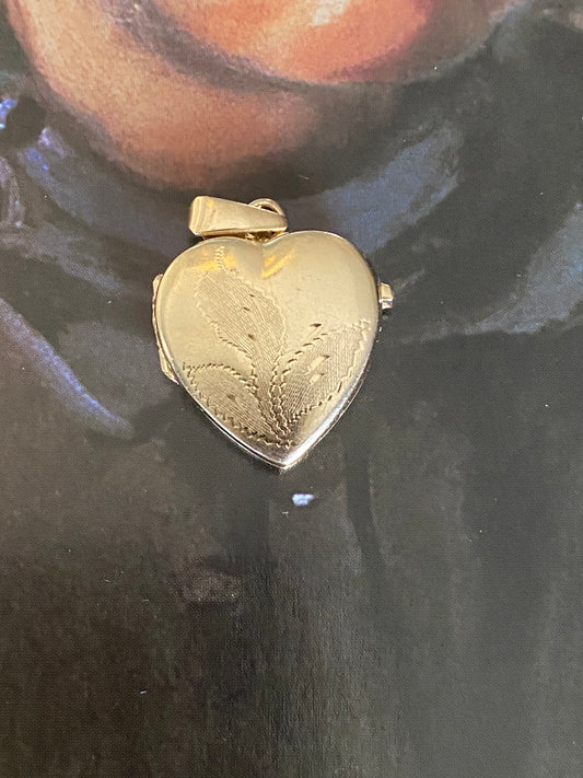 14k Heart Locket